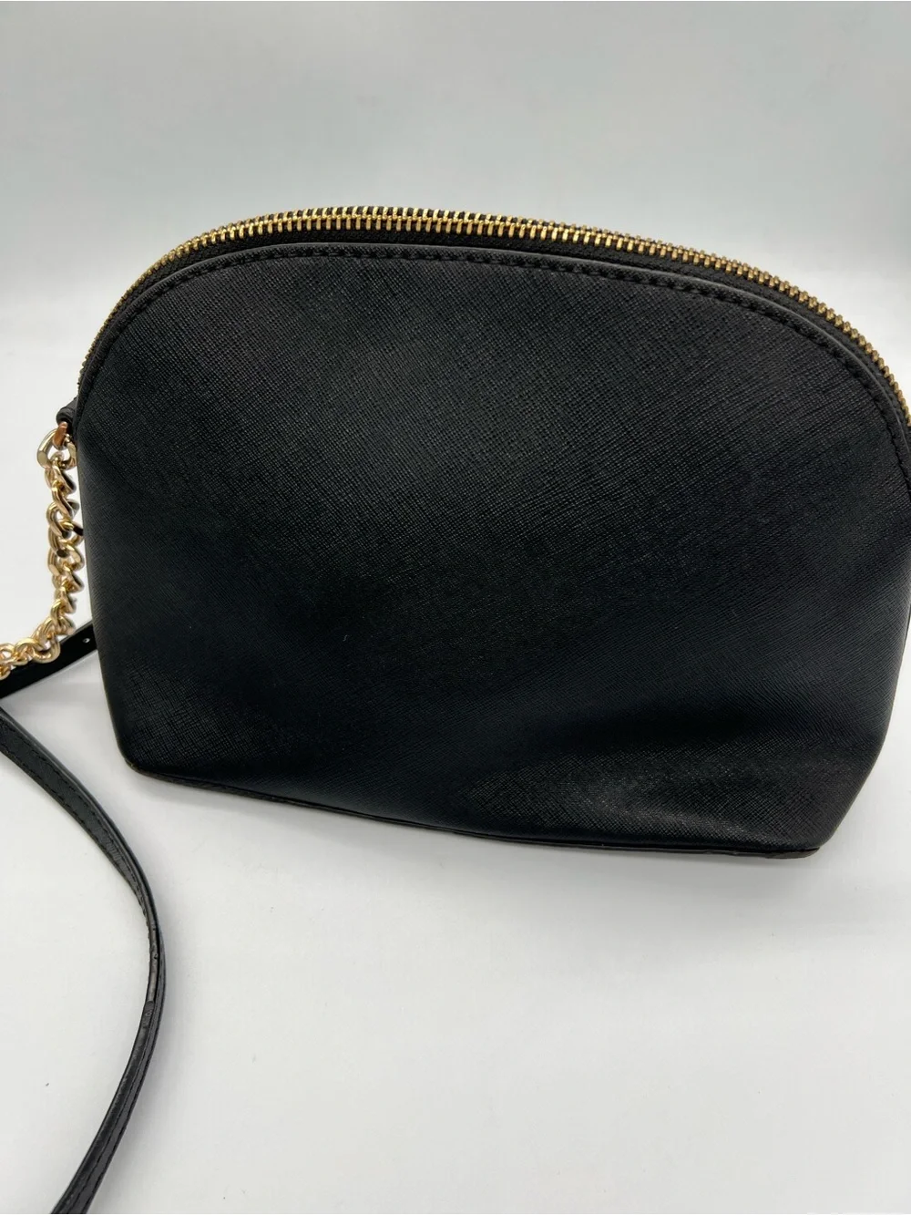 MICHAEL KORS Black Leather Crossbody with Gold Hardware